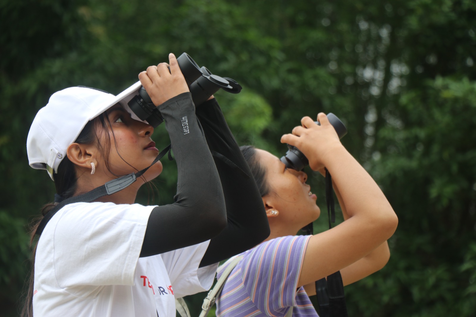 Bird Watching Program at Dhanusha Bird Park: A Day of Nature, Learning, and Inspiration.
